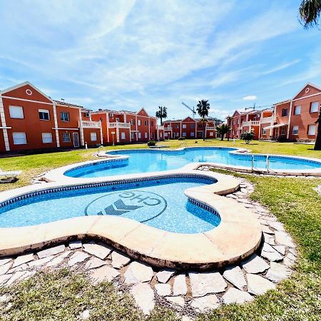 Oliva Nova Beach & Golf Resort Club Sevilla VI Bagian luar foto
