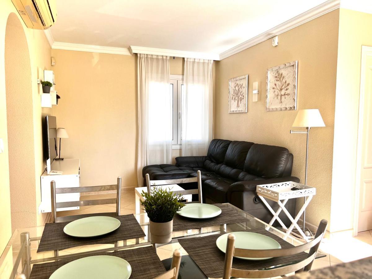 Oliva Nova Beach & Golf Resort Club Sevilla VI Bagian luar foto